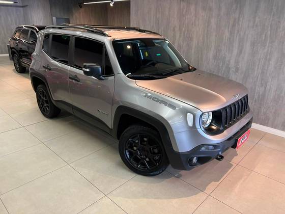 JEEP RENEGADE 2.0 16V TURBO DIESEL MOAB 4P 4X4 AUTOMÁTICO JEEP RENEGADE 2.0 16V TURBO DIESEL MOAB 4P 4X4 AUTOMÁTICO